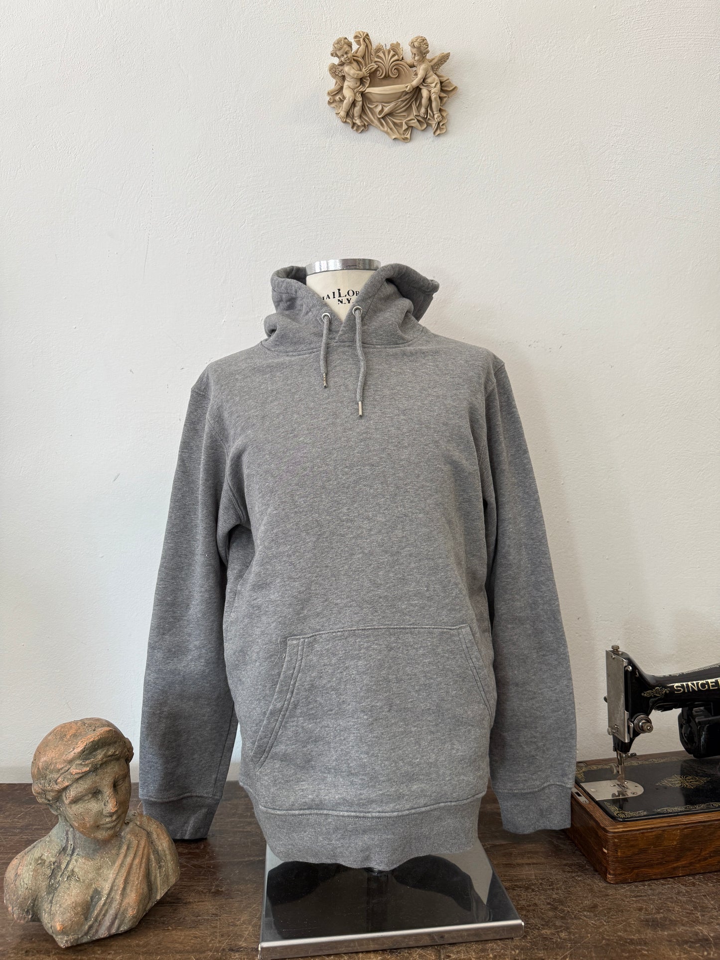Basic Grey Hooded Sweatshirt With Fleece Lining “L”