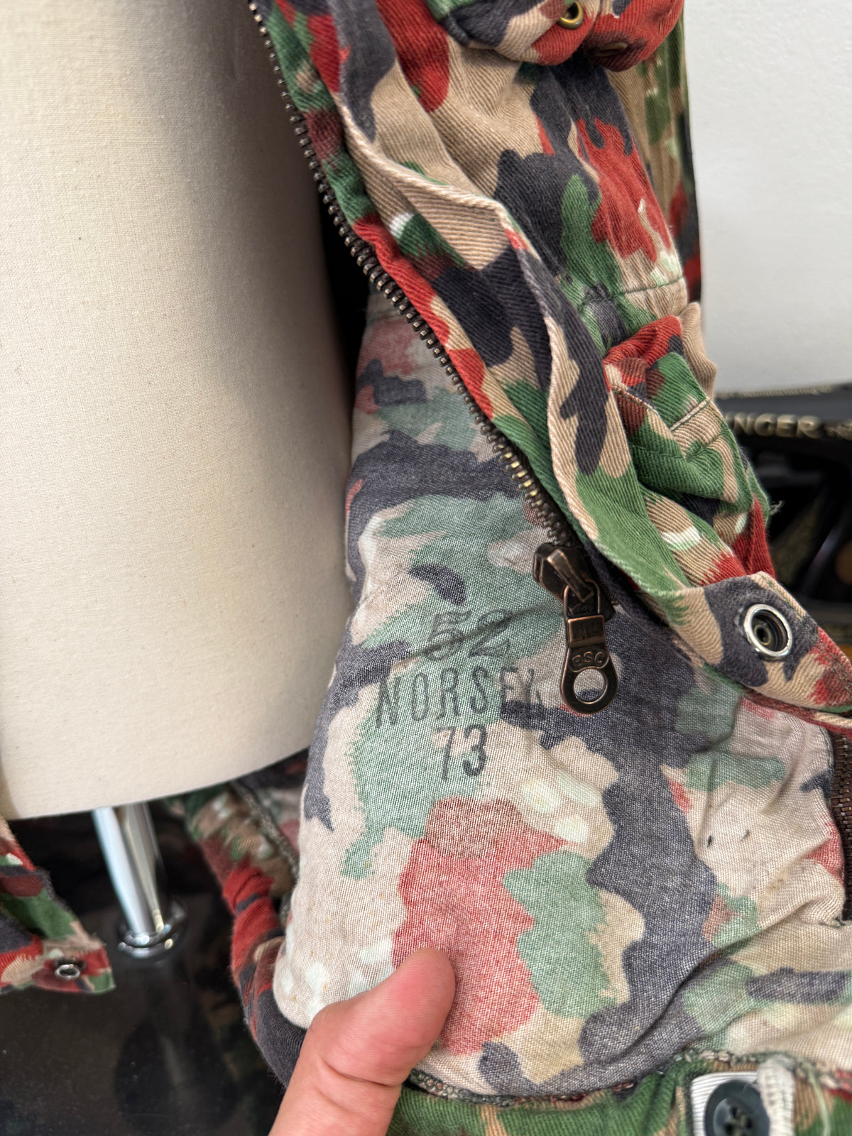 Vintage Swiss Army Camo Jacket M70 “L”