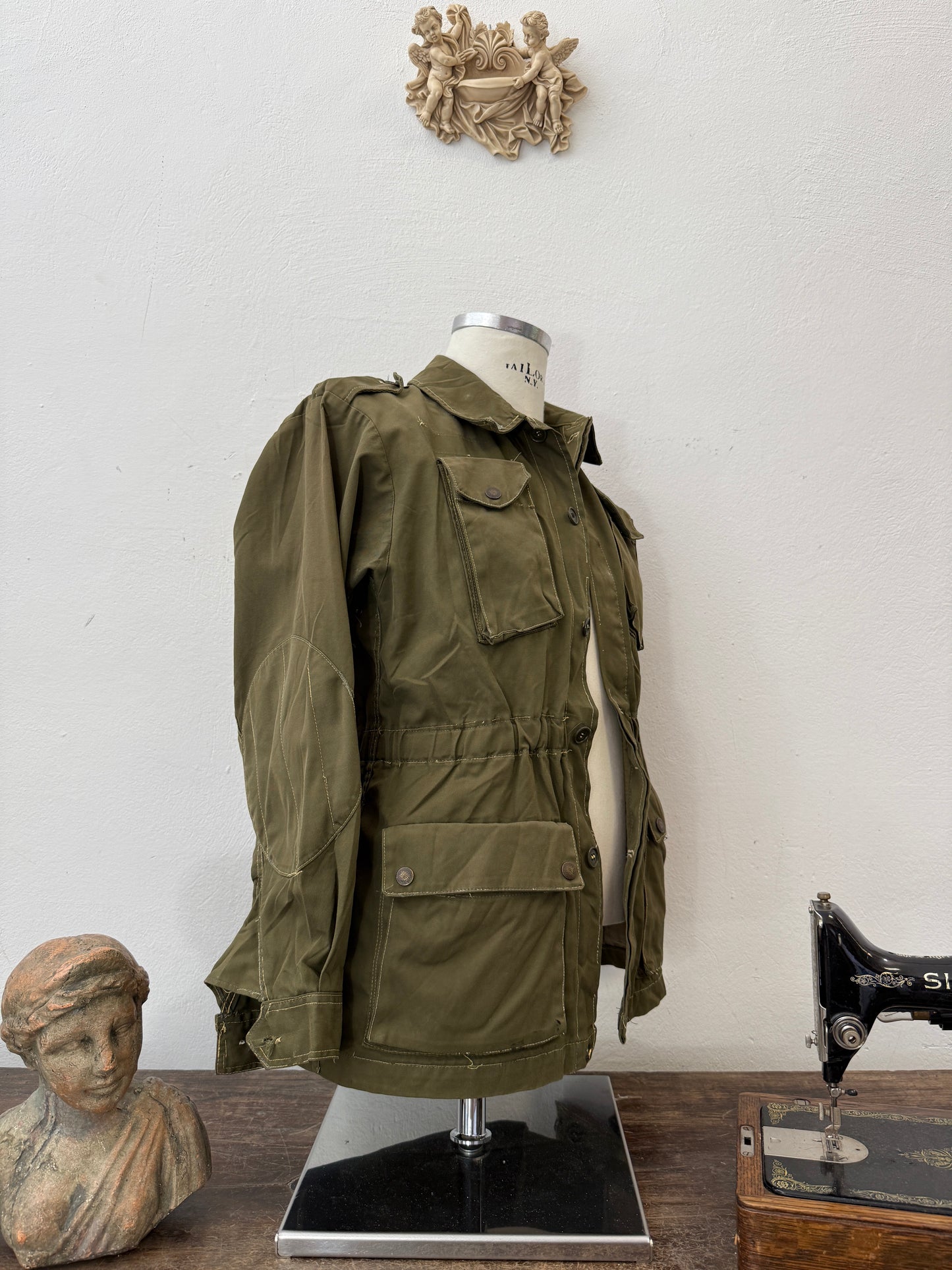 Vintage 80’s Italian Army Jacket “S”