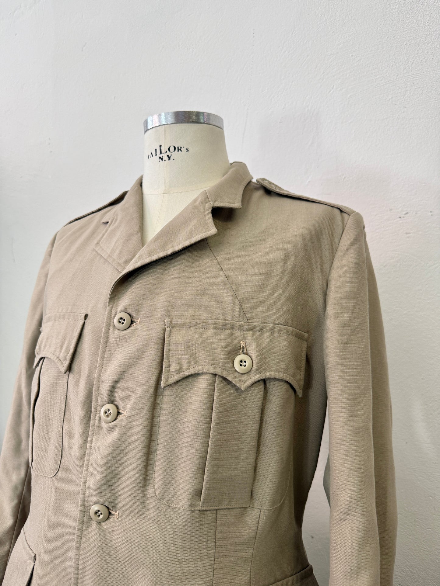 Vintage 90’s British Air Force Jacket “XL”