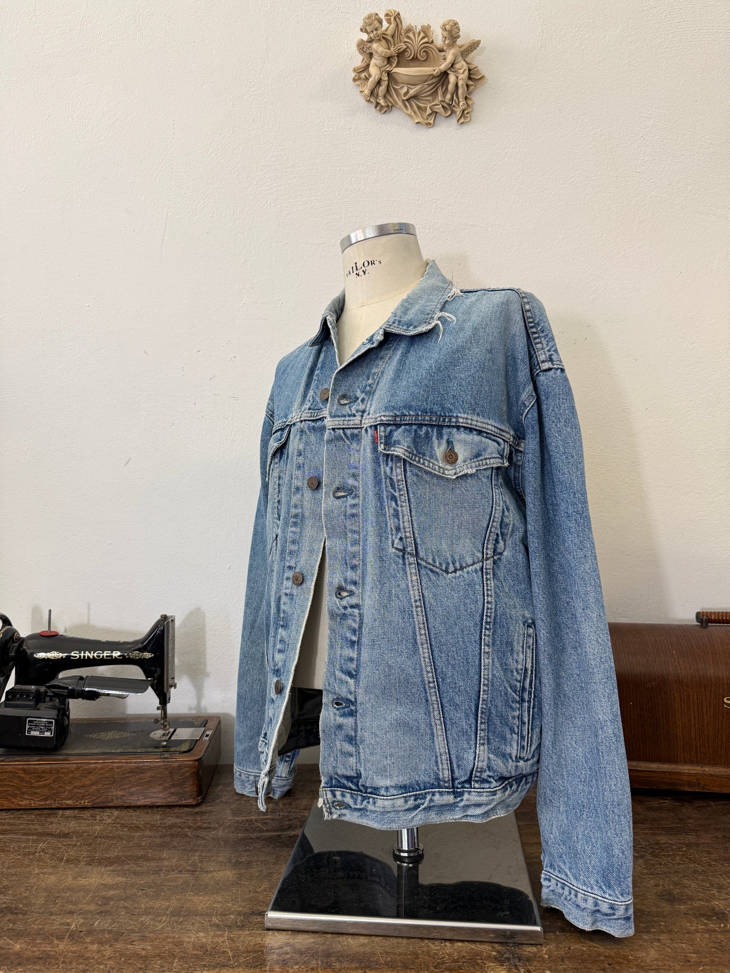 Vintage Levi’s Jacket “XL”