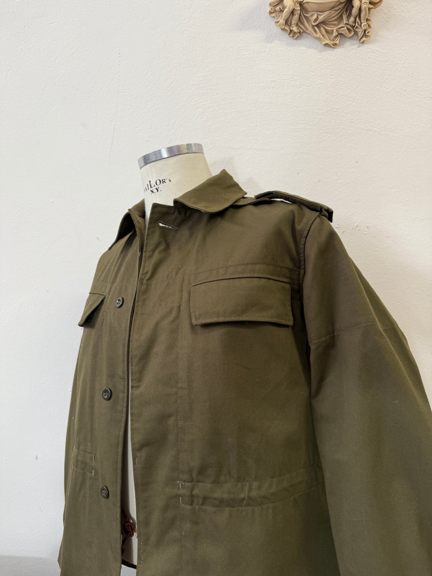 Vintage 90’s Czech Army Jacket “M”