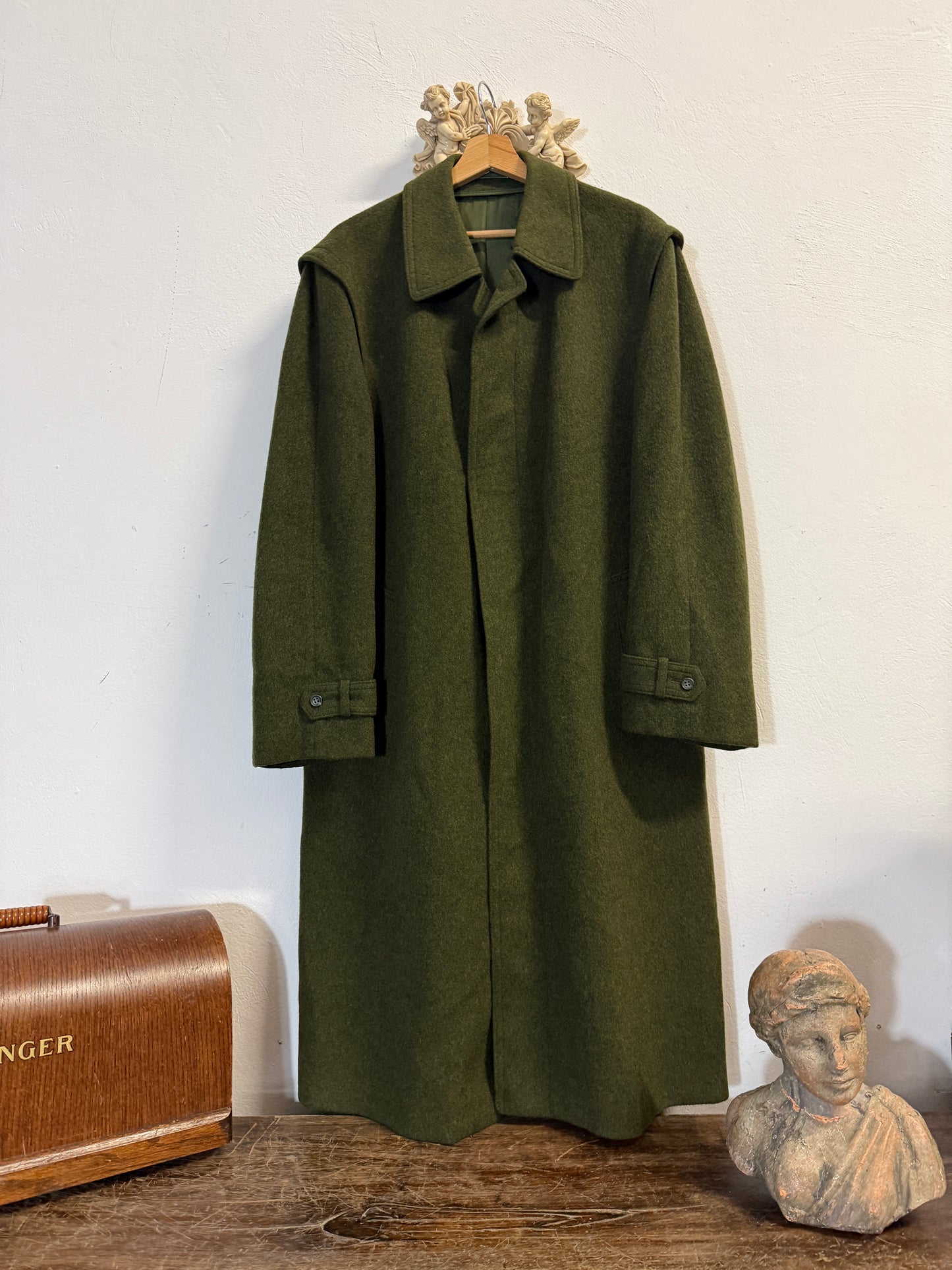 Vintage 80’s Loden Coat “L”