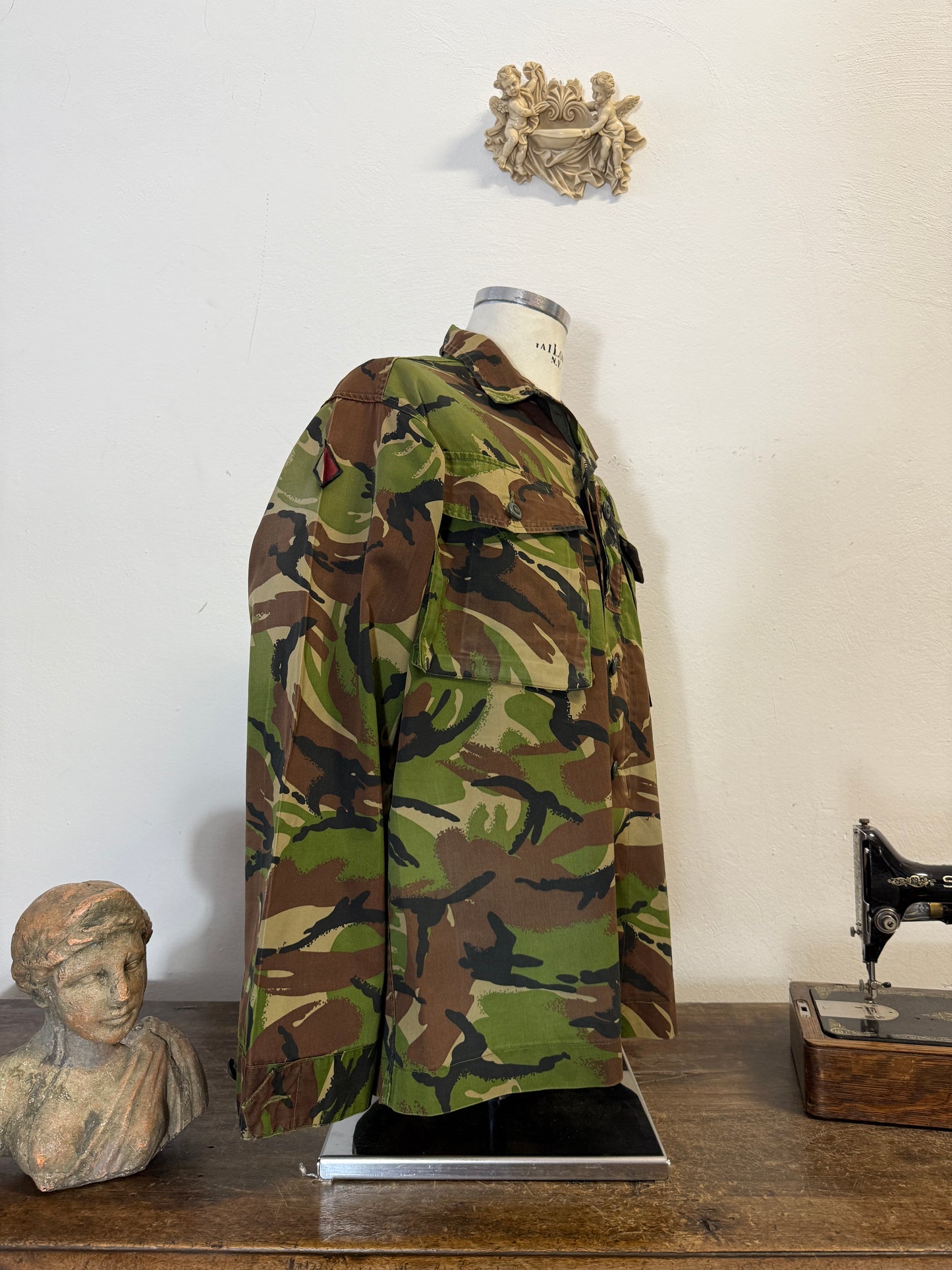 Vintage 90’s British Army Camo Jackets “L”