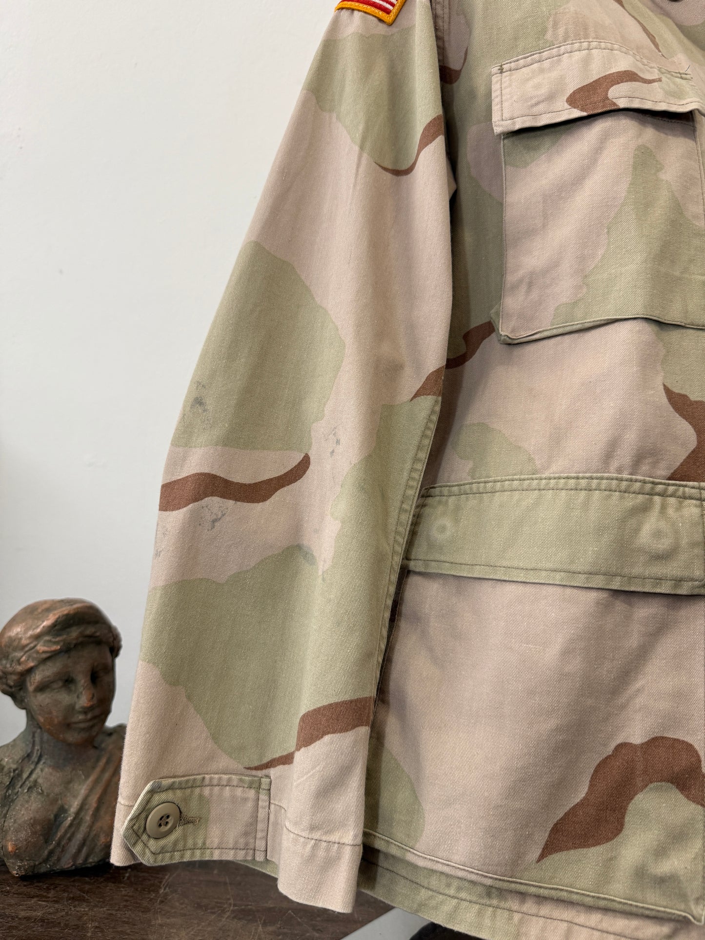 Vintage Us Army Desert Camo Jacket “M”