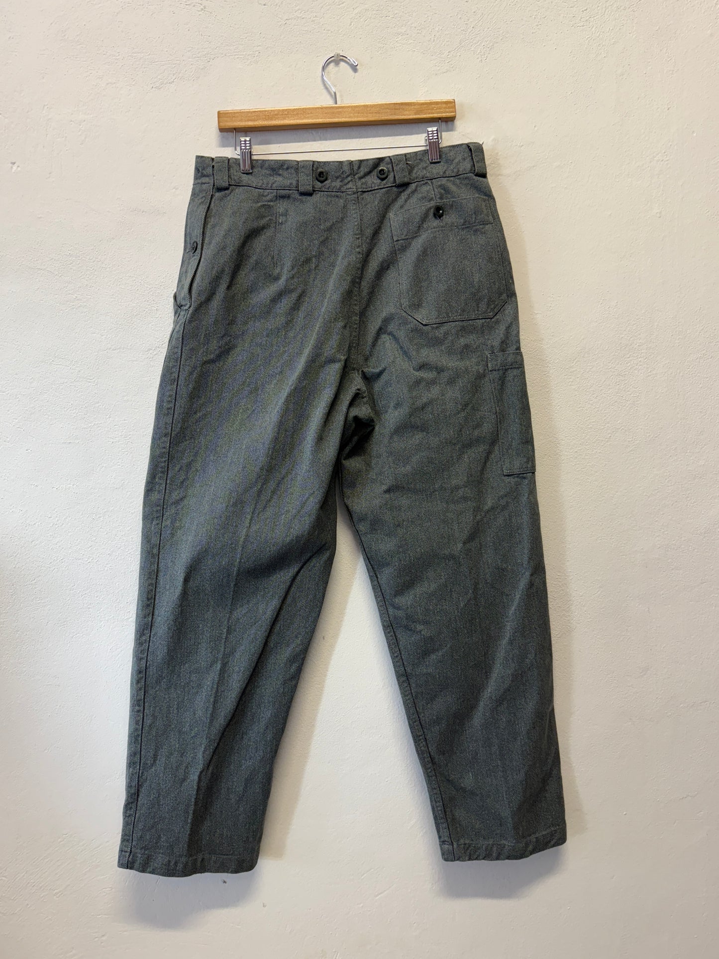 Vintage 80’s Swiss Army Pants “W33”
