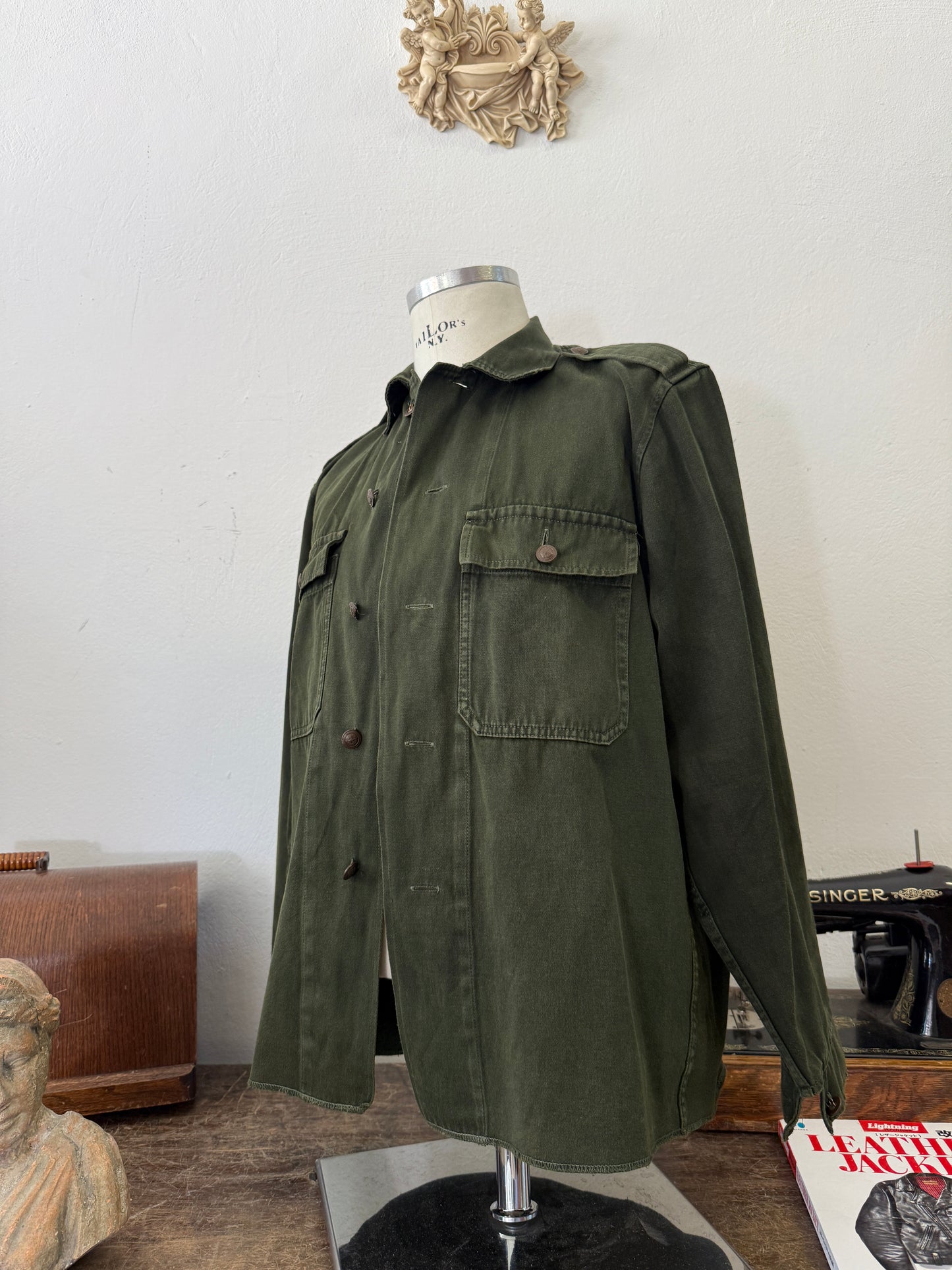 Vintage 80’s Faded Hungarian Army Shirt “M”