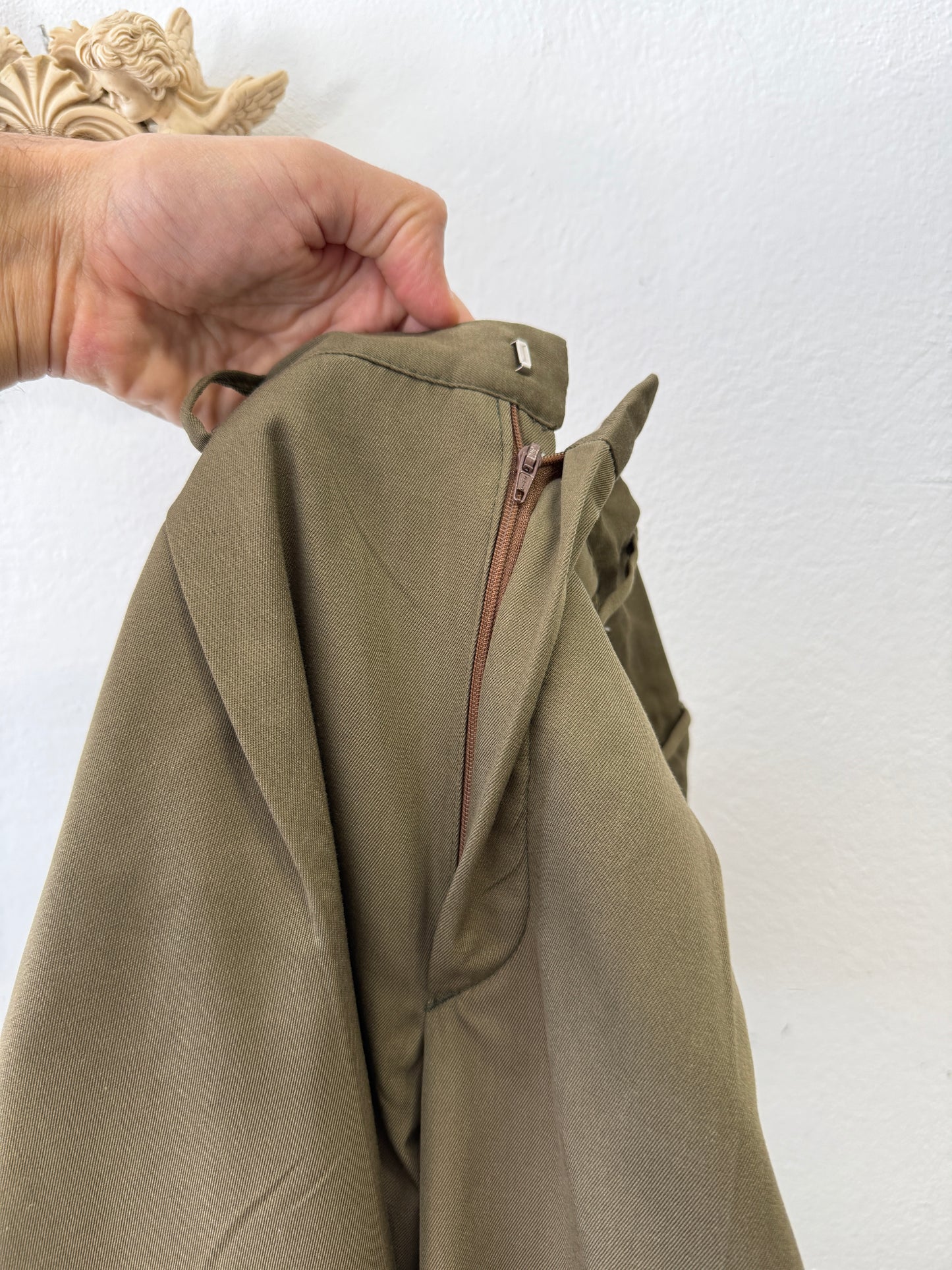 Vintage 90’s Italian Army Chino Pants “W31”