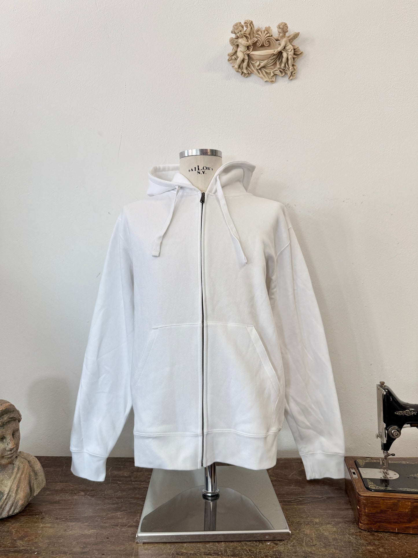 Russell White Full-Zip Hoodie “L”