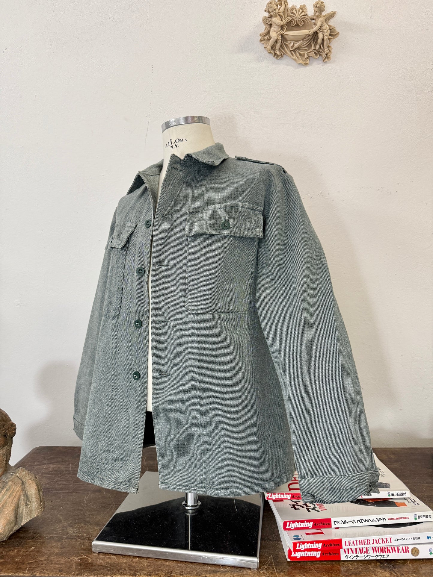 Vintage Swiss Army Jacket “M/L”