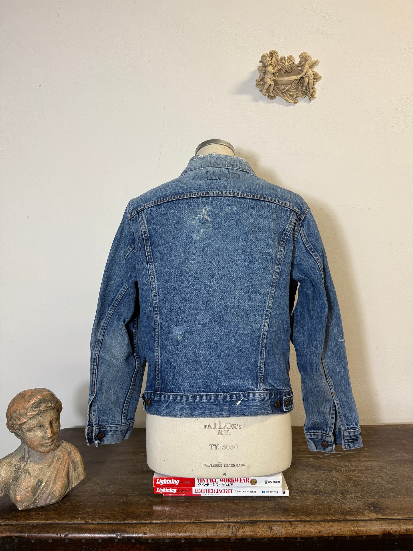 Vintage Levi’s Jacket “M”