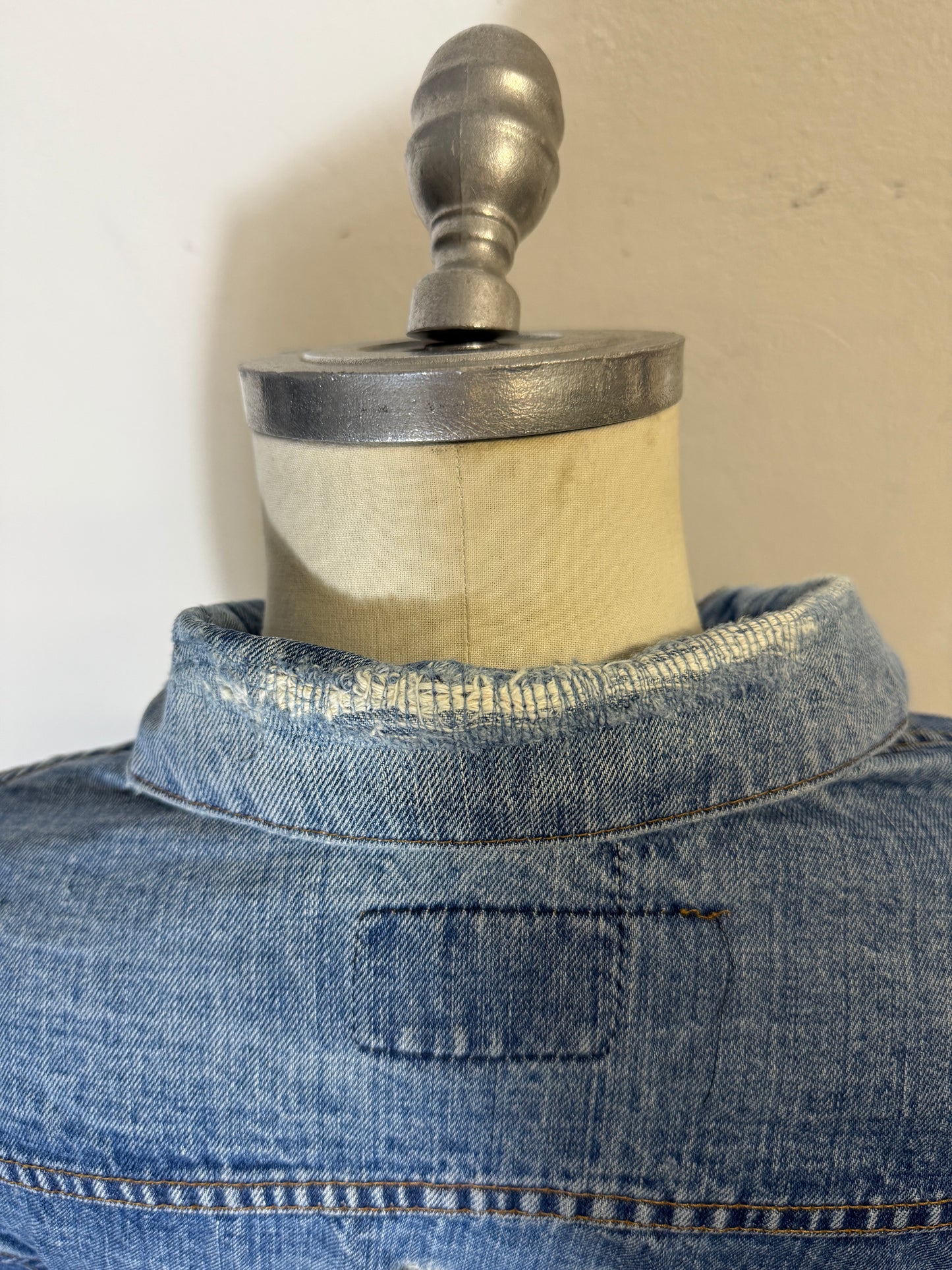 Vintage Levi’s Jacket “M”