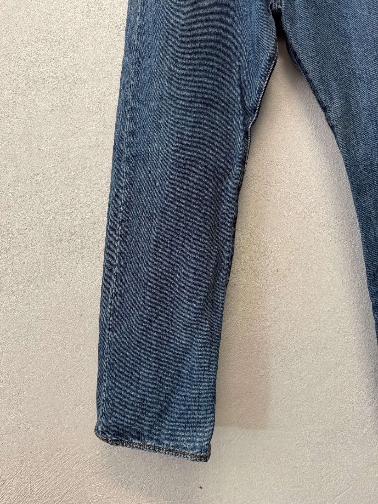 Vintage Levi’s 501 “W34 L30”