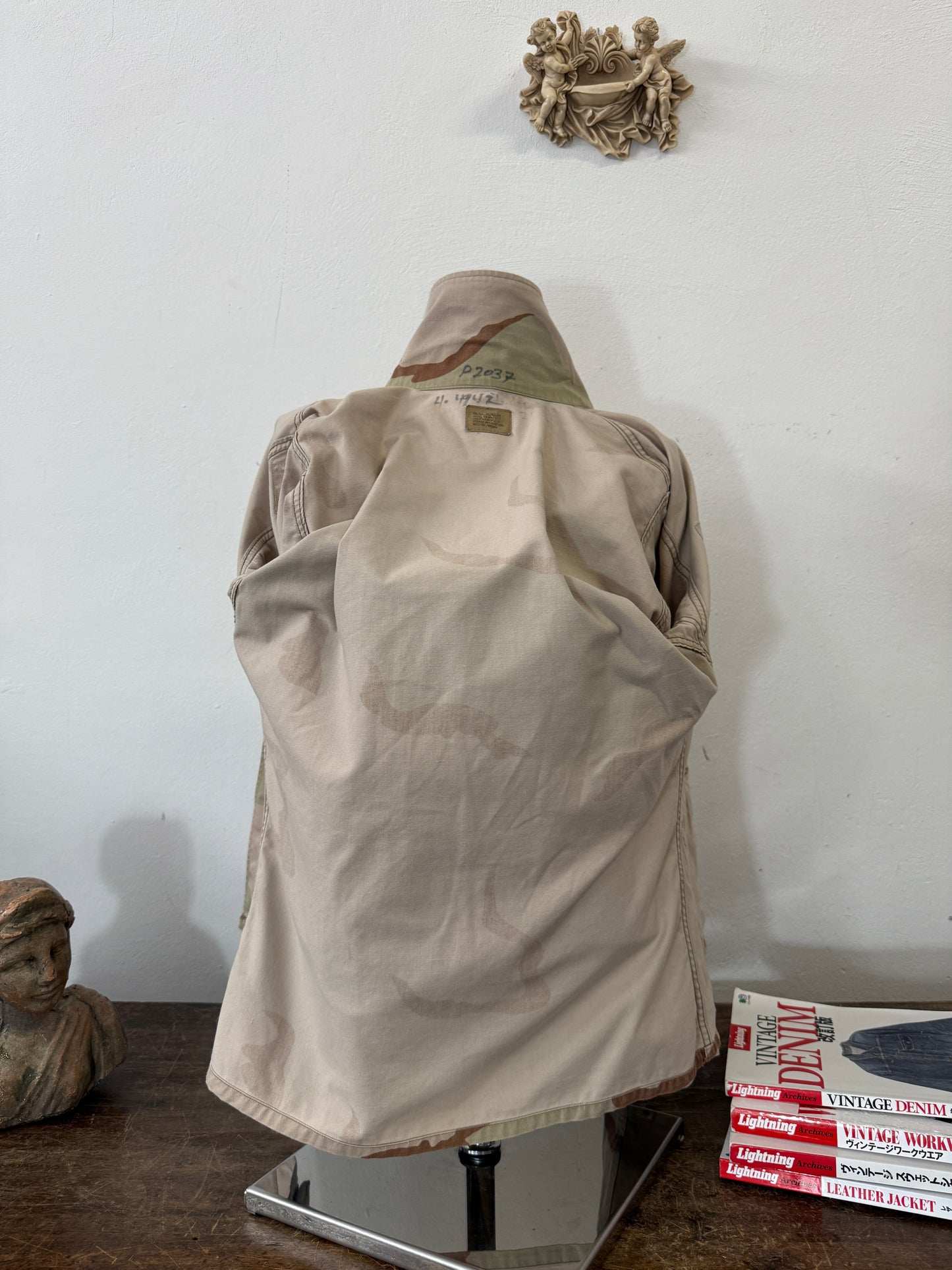 Vintage Us Army Desert Camo Jacket “M”