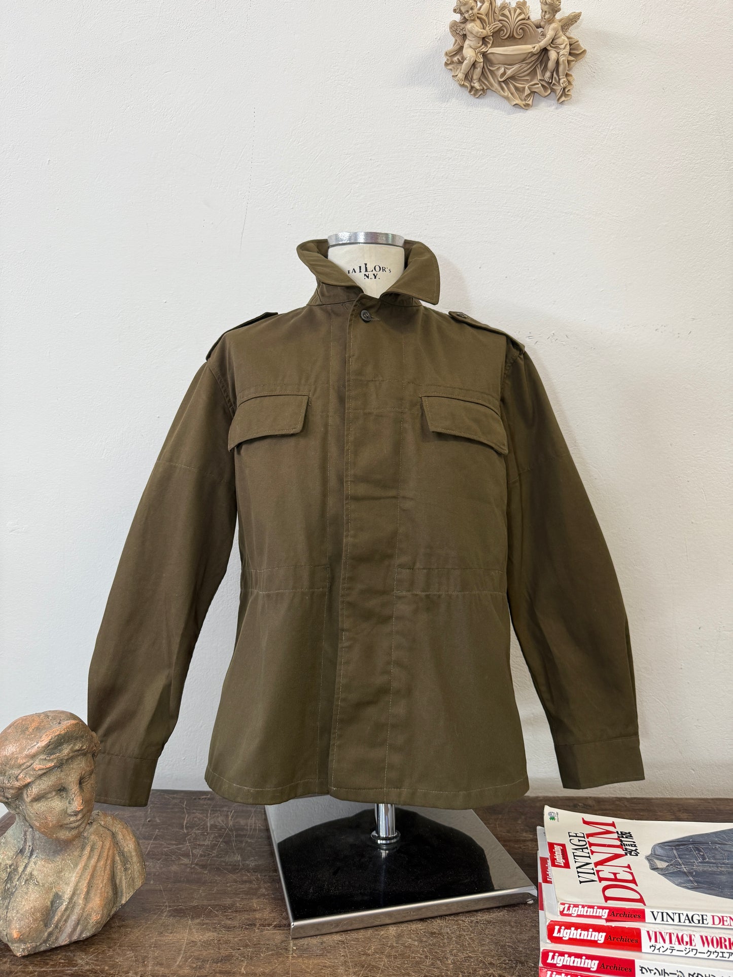 Vintage 90’s Czech Army Jacket “M/L”