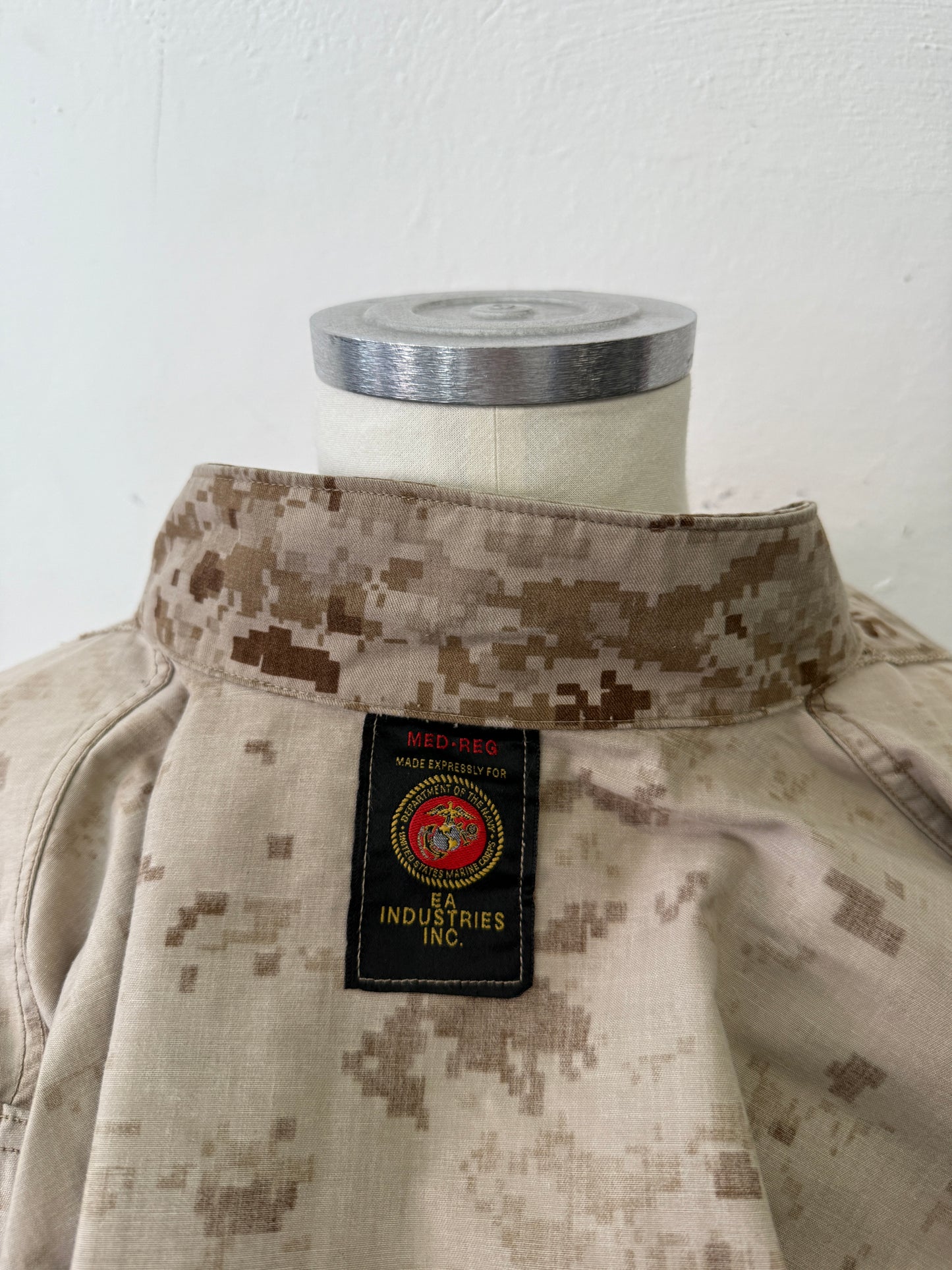 Vintage Us Marine Corps USMC Desert Marpat Combat Jacket “L”