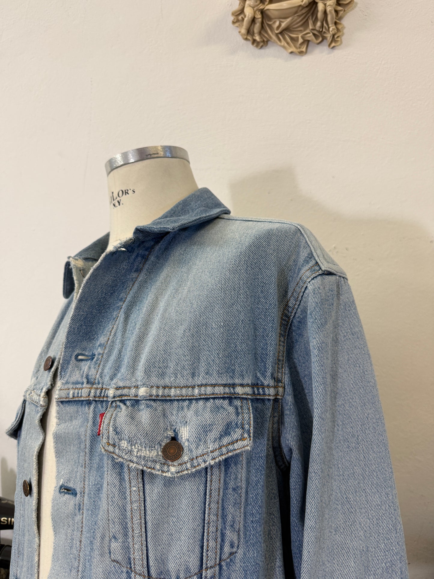 Vintage Levi’s Jacket “L/XL”