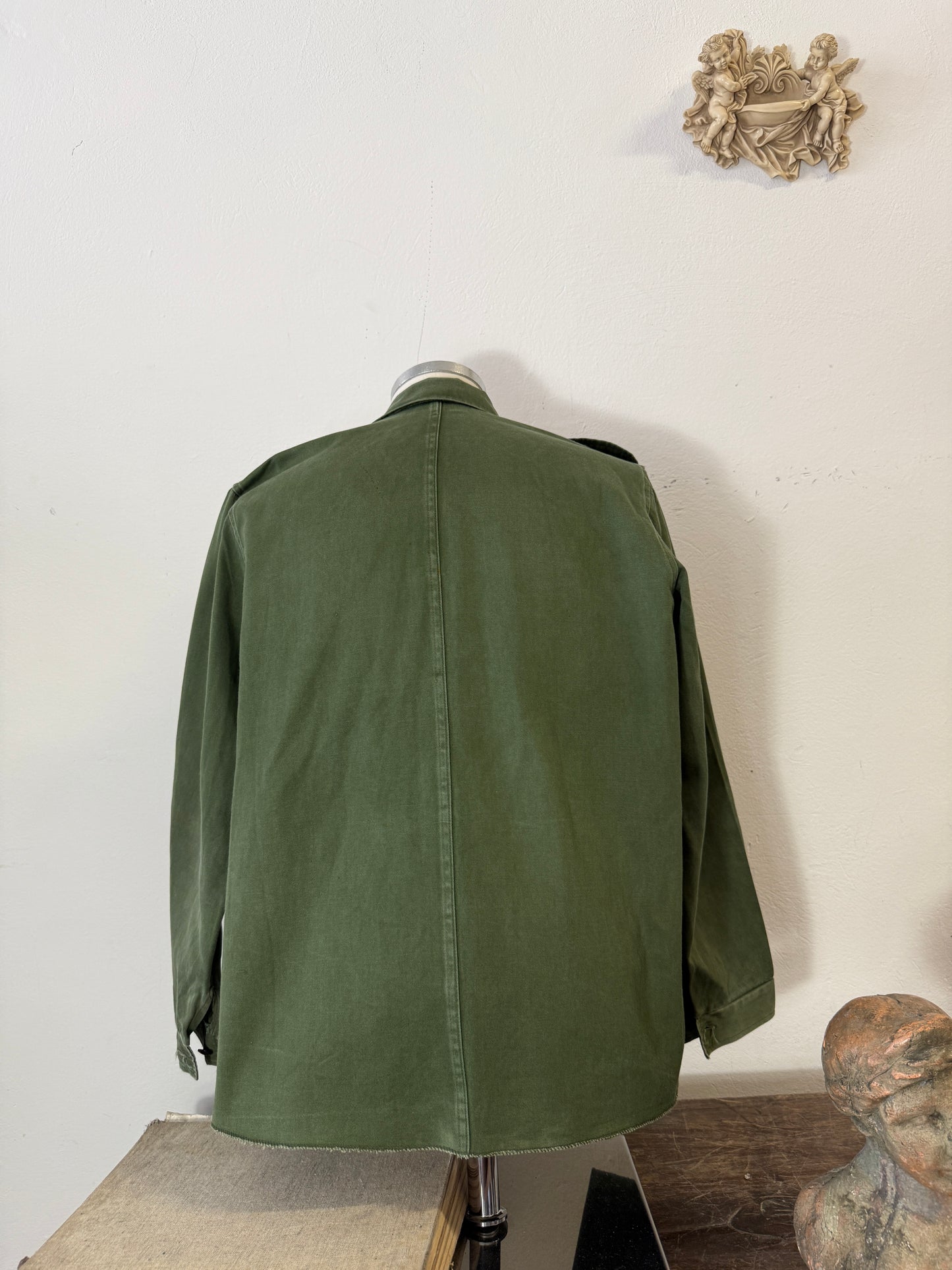 Vintage 80’s Hungarian Army Shirt “S/M”