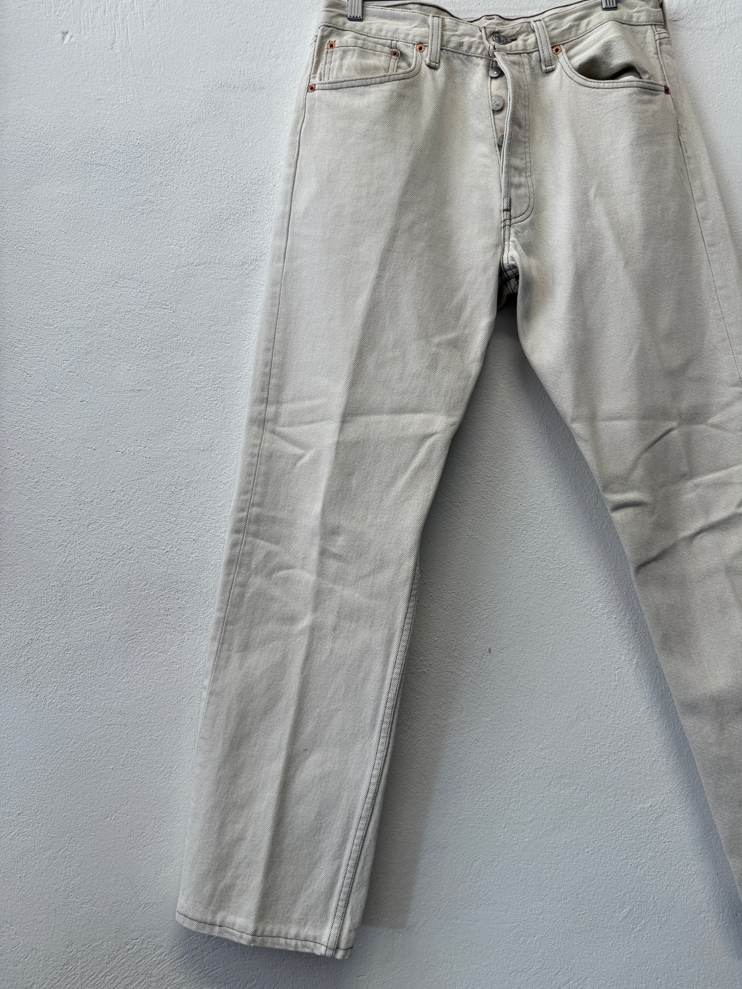 Vintage Levi’s 501 Made in Usa “W32 W30”