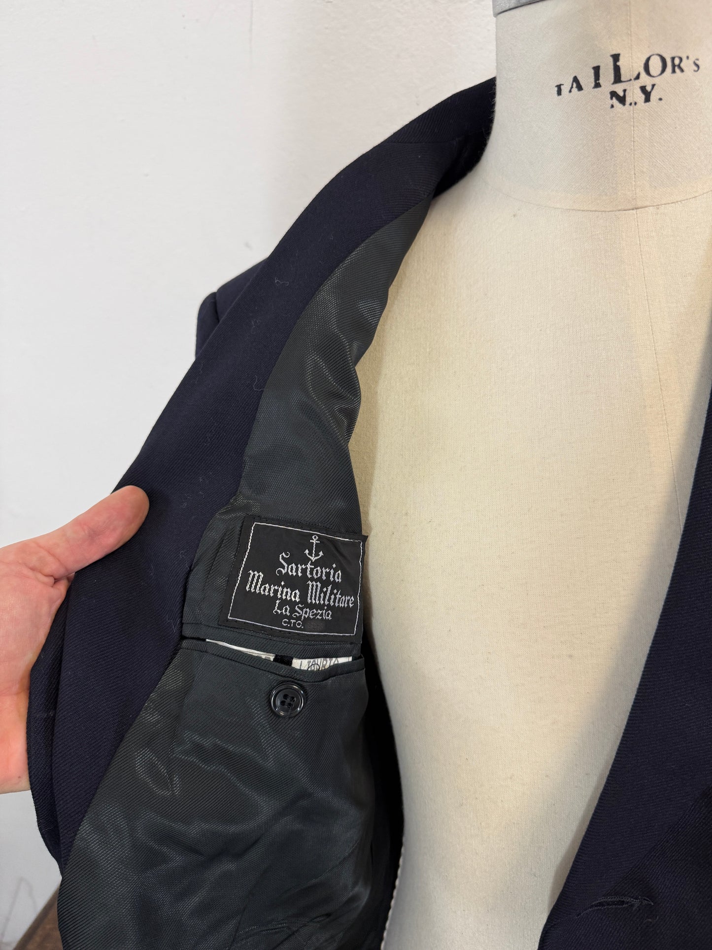 Vintage 00’s Italian Navy Double Breasted Jacket “M”