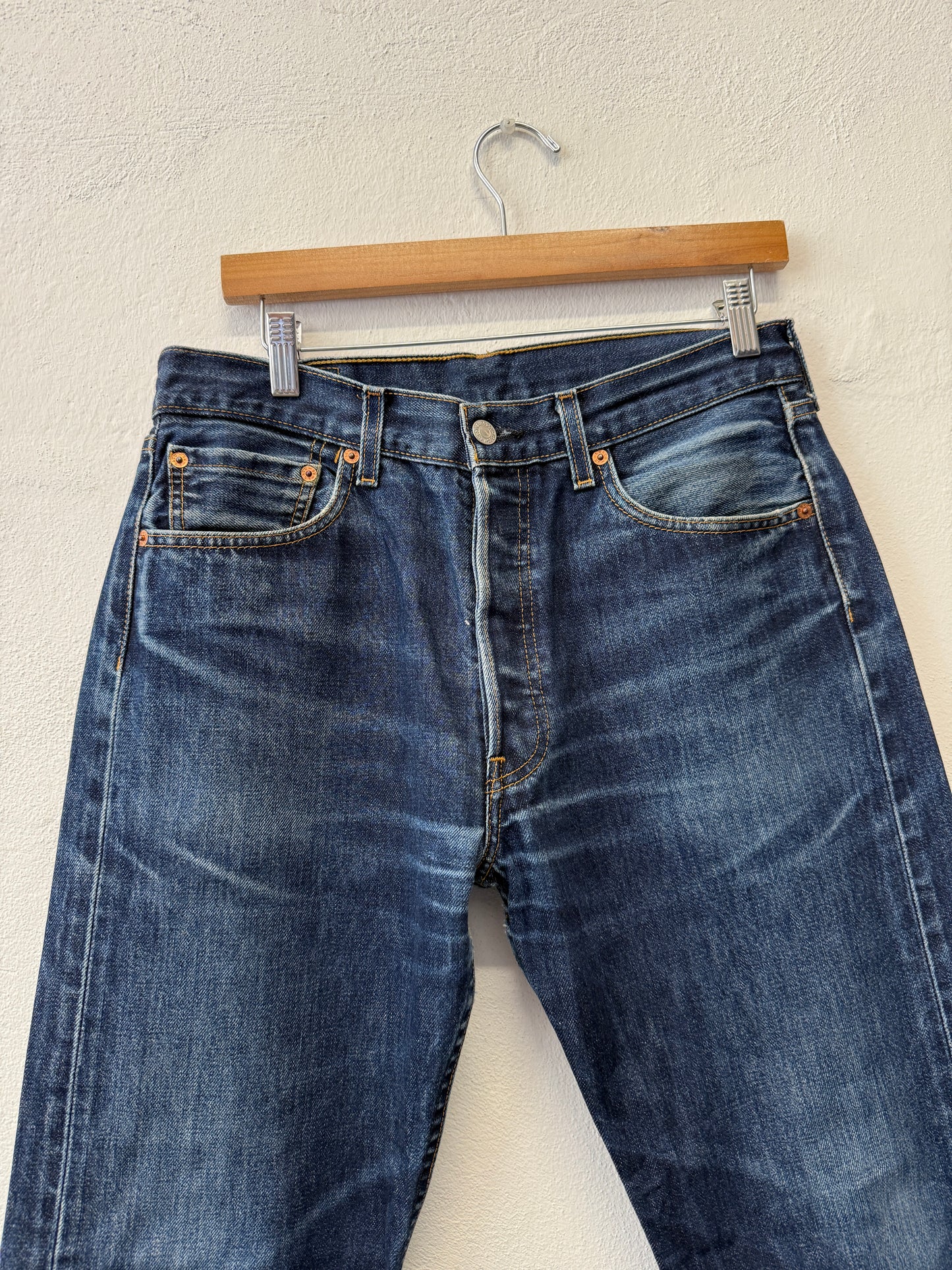 Vintage Levi’s 501 “W32 L30”