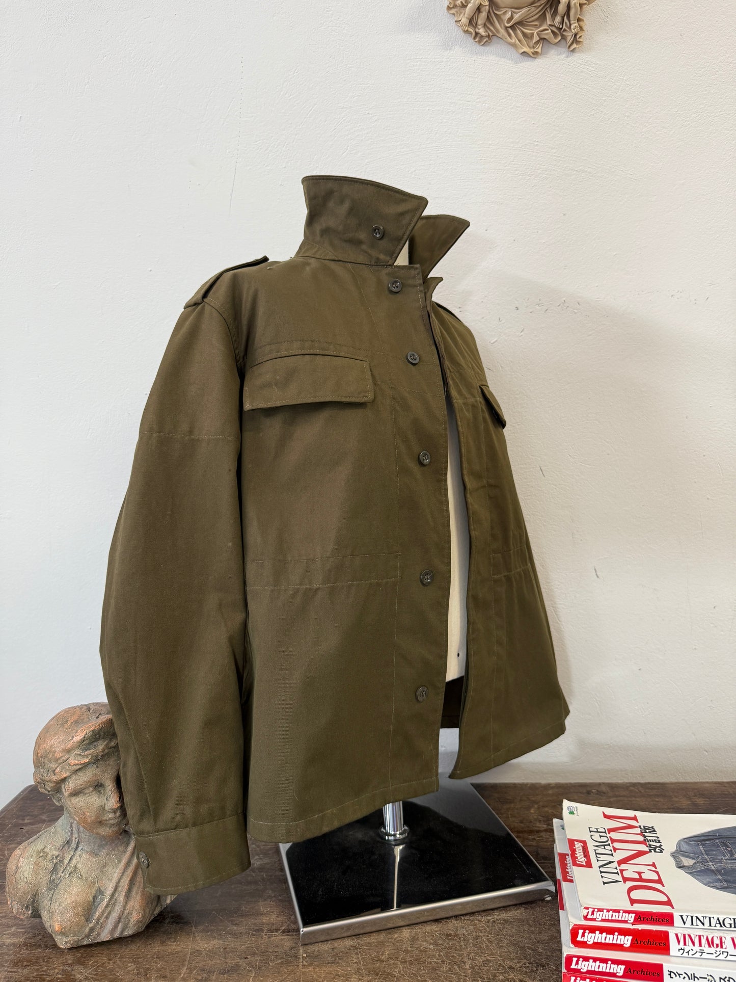 Vintage 90’s Czech Army Jacket “M/L”
