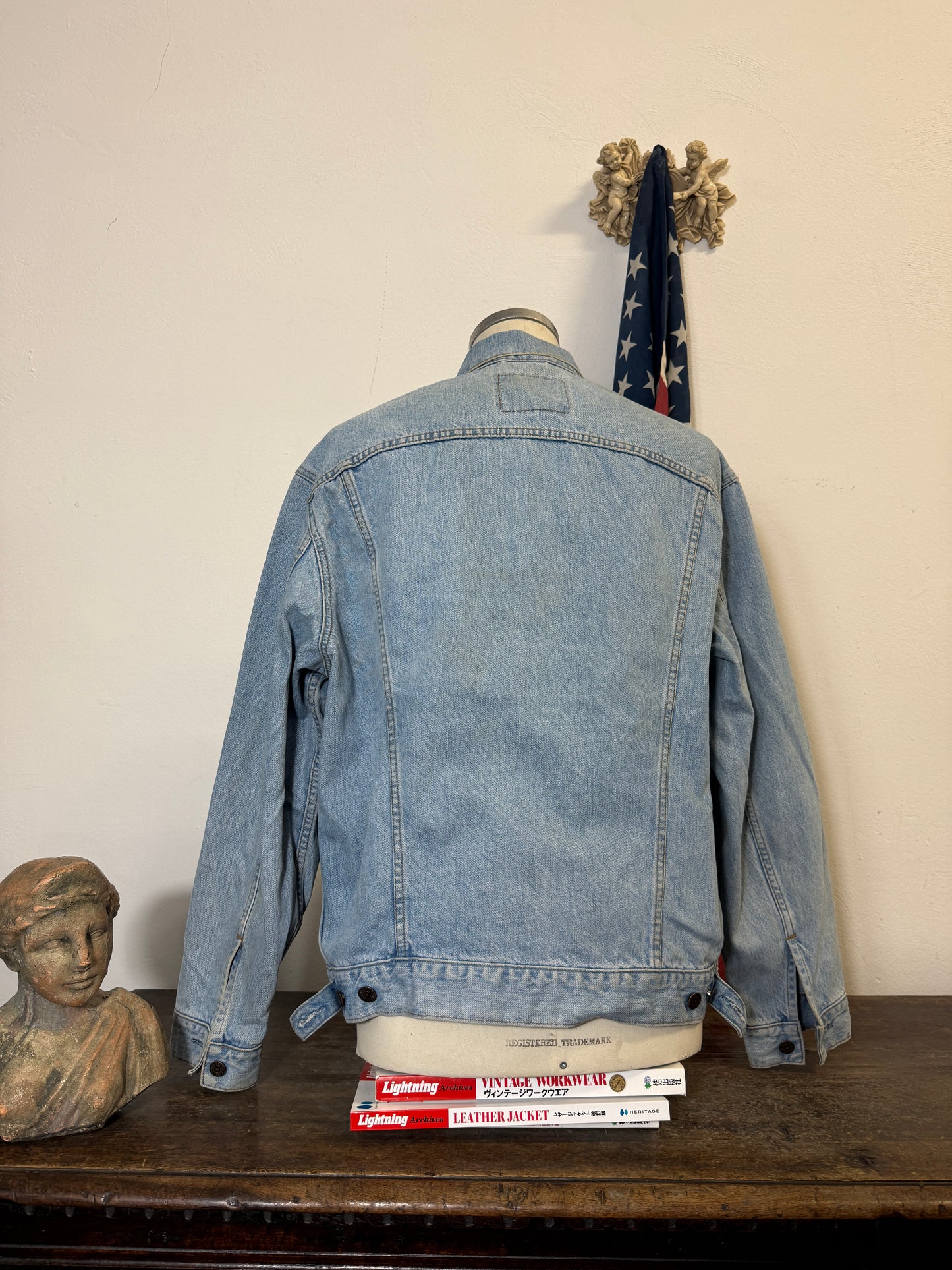 Vintage Levi’s Jacket “XL”