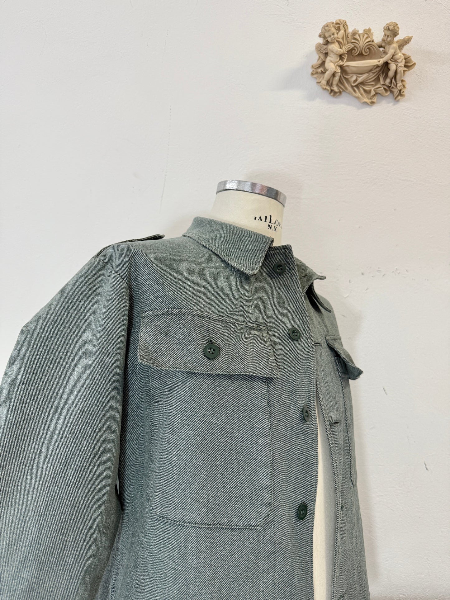 Vintage Swiss Army Jacket “M/L”