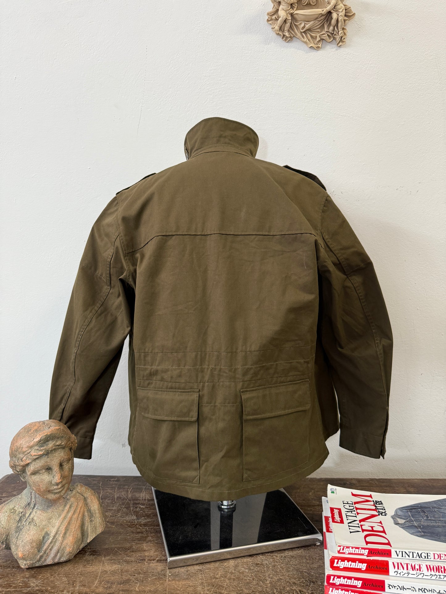 Vintage 90’s Czech Army Jacket “M/L”