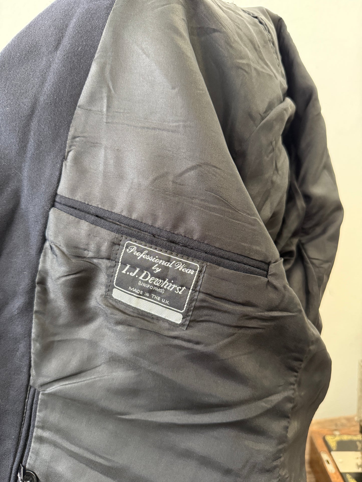 Vintage Ministry of Defence Guard Service Uniform Jacket – 1990s UK “L/XL”