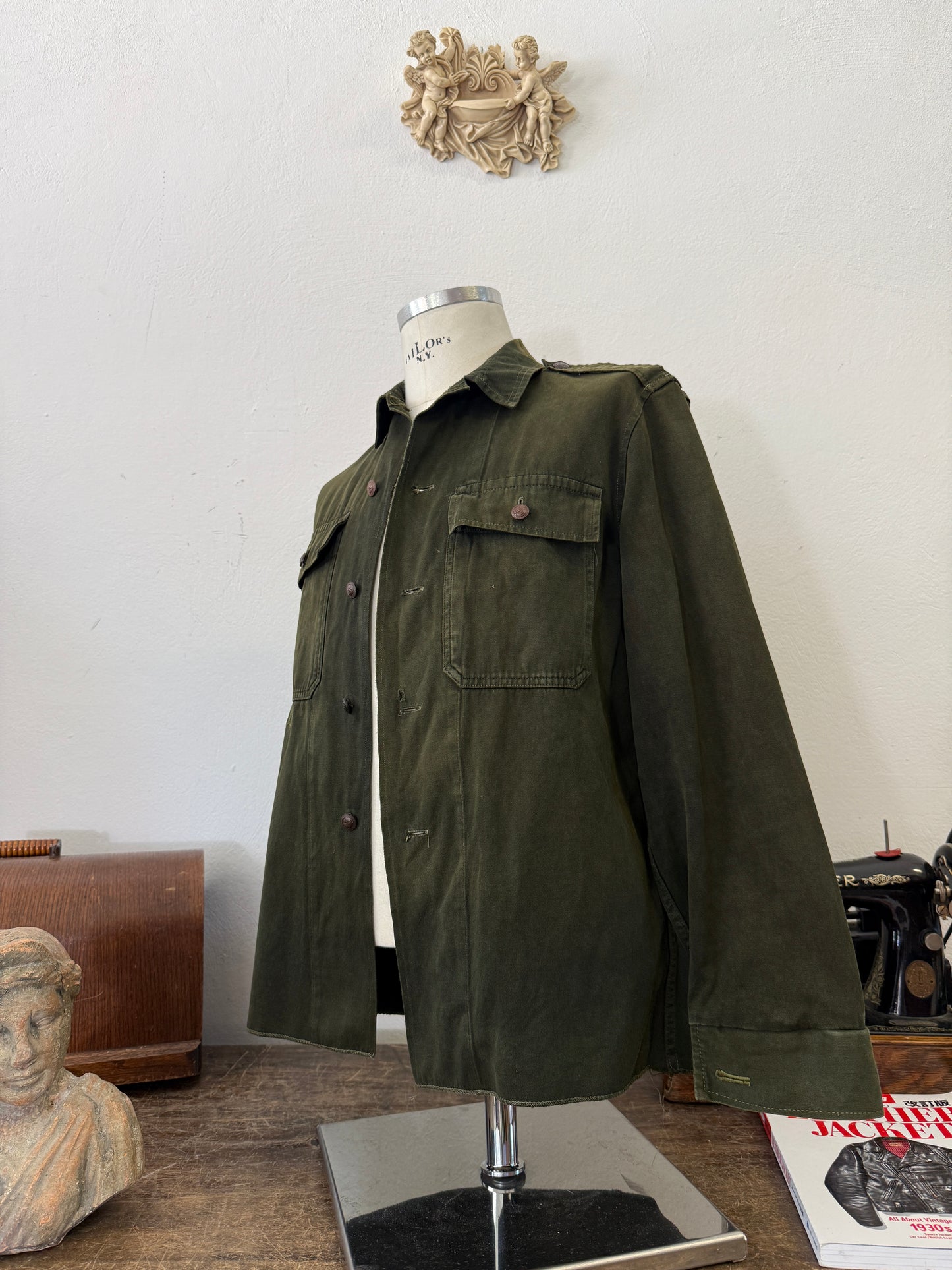 Vintage 80’s Faded Hungarian Army Shirt “S/M”