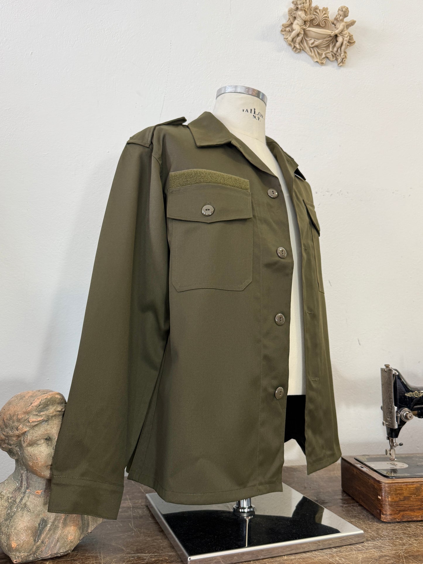 Vintage Austrian Army 00’s Overshirt “XL”
