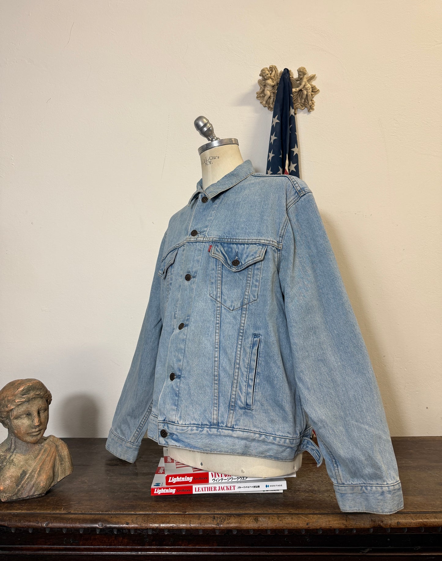 Vintage Levi’s Jacket “XL”