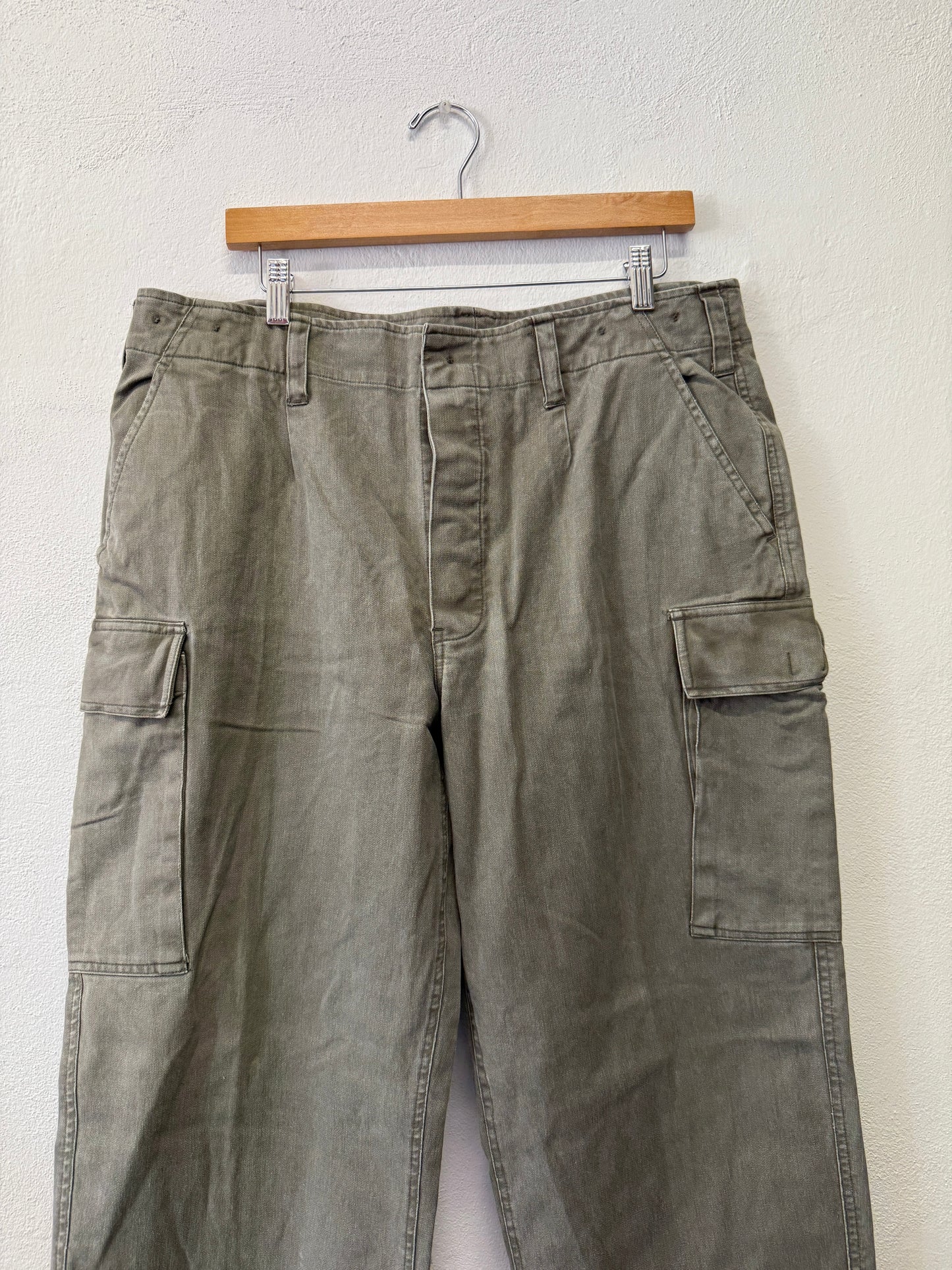 Vintage 80’s German Army Moleskin Cargo Pants “W36”