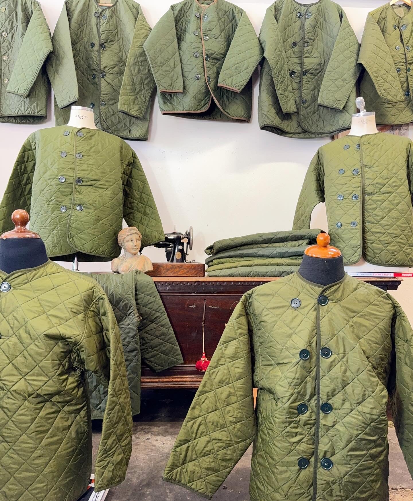 Vintage 90’s British Army Liner - S/M, L/XL