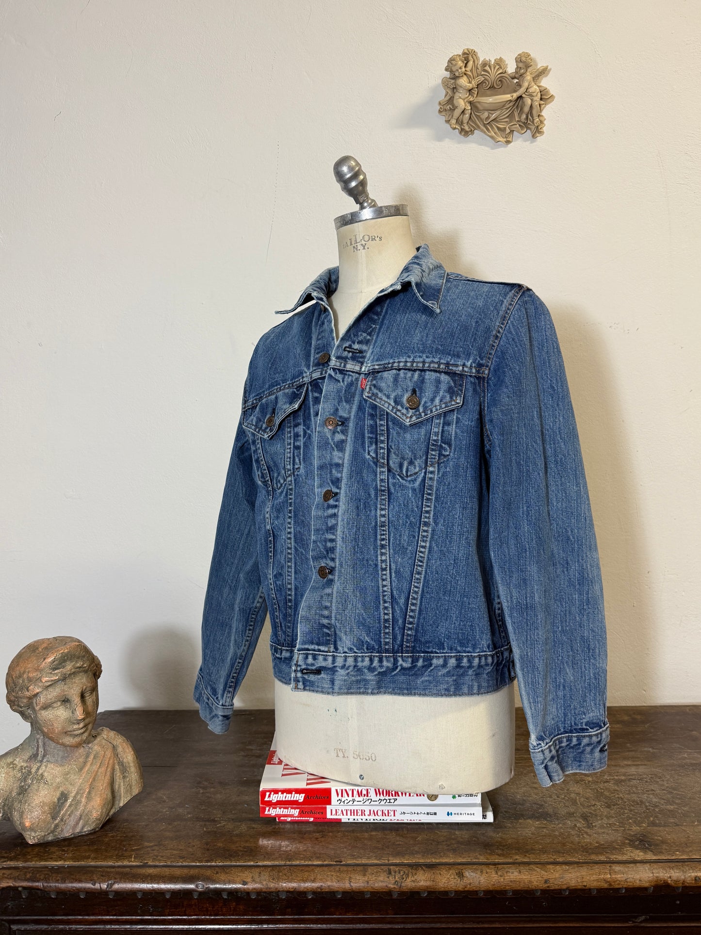 Vintage Levi’s Jacket “M”