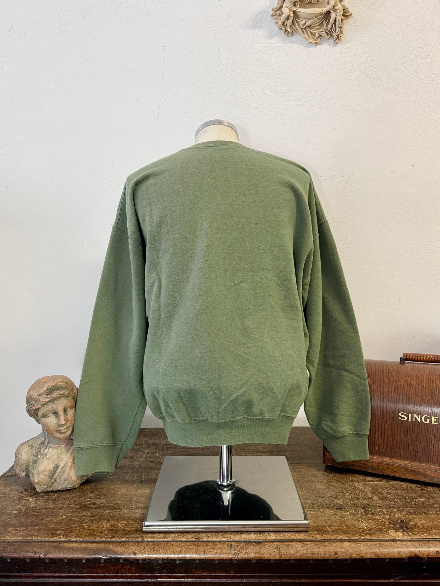 Vintage USMC Sweatshirt “XL”