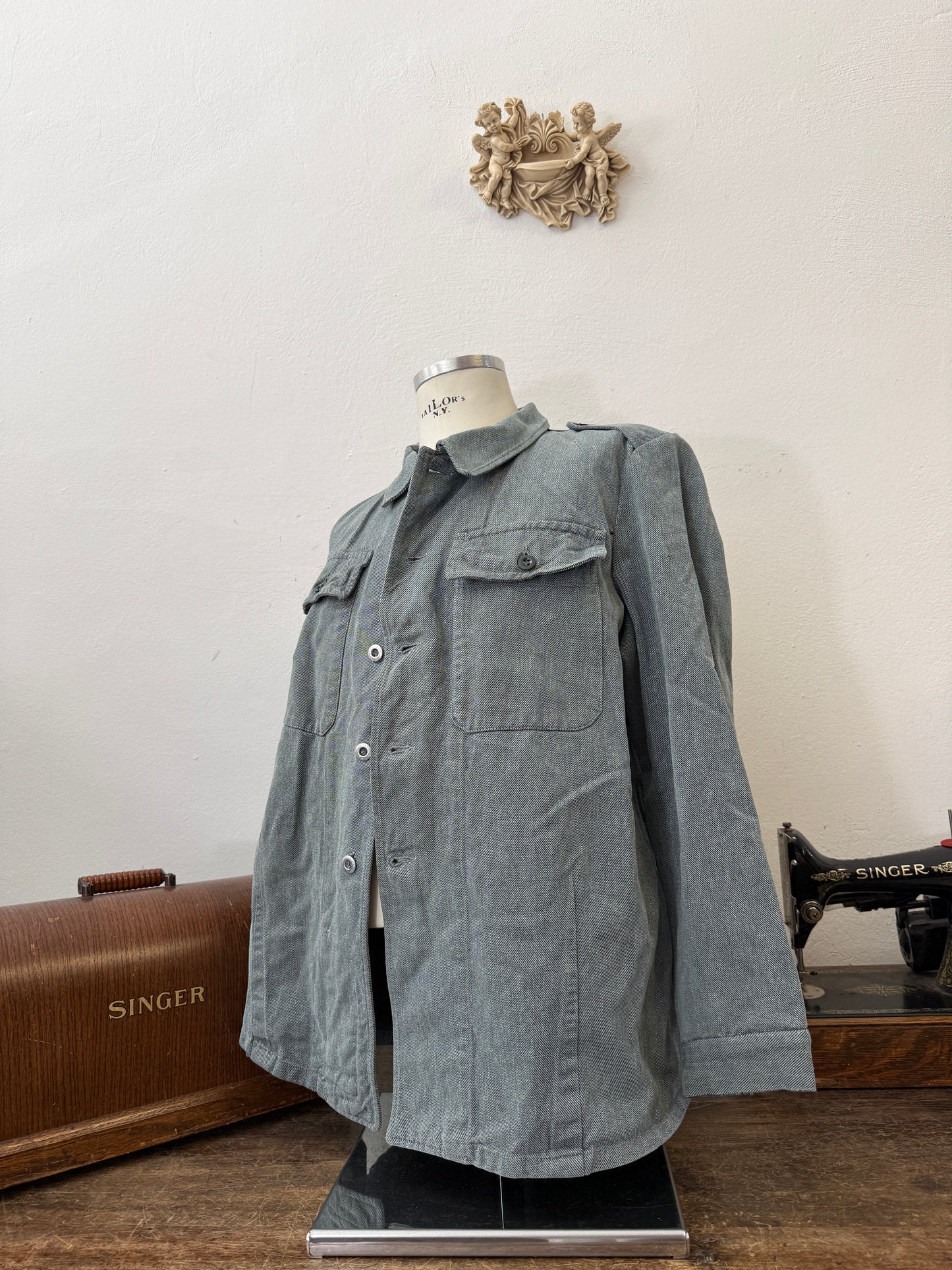 Vintage Swiss Army Jacket “L”