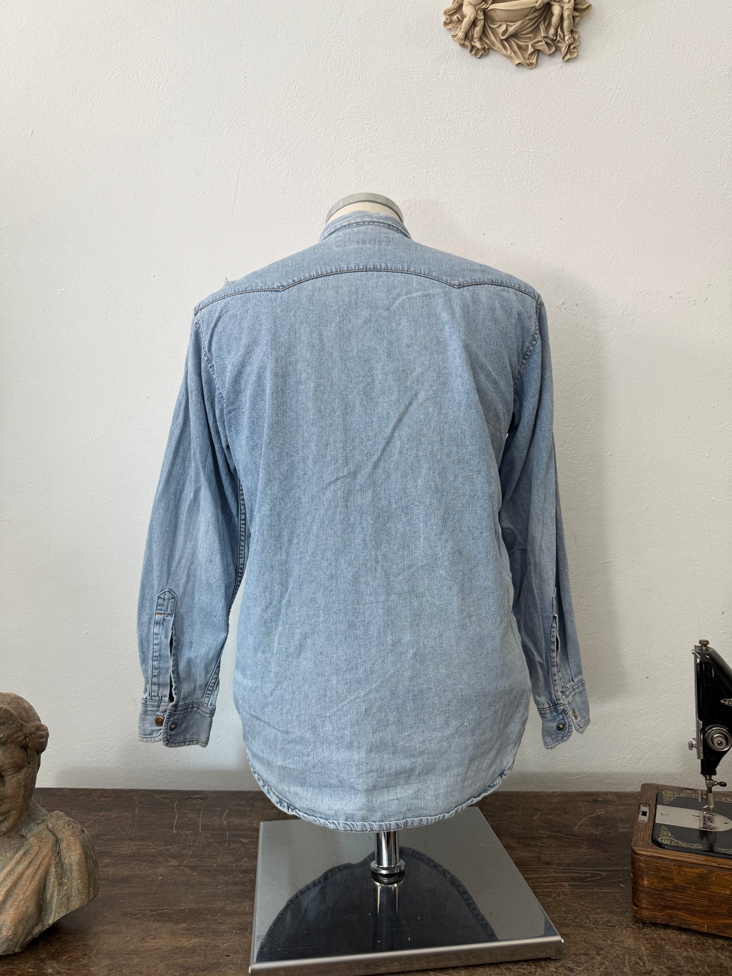Vintage Levi’s Denim Shirt “S”