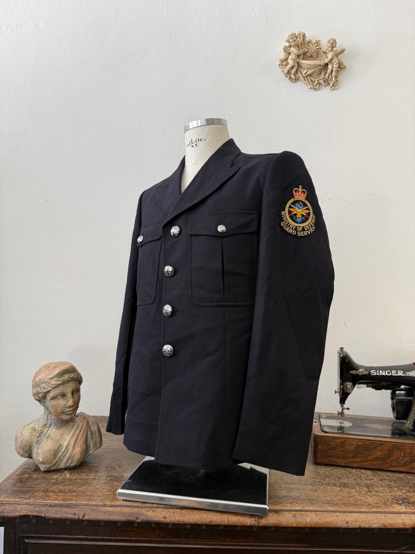 Vintage Ministry of Defence Guard Service Uniform Jacket – 1990s UK “L”