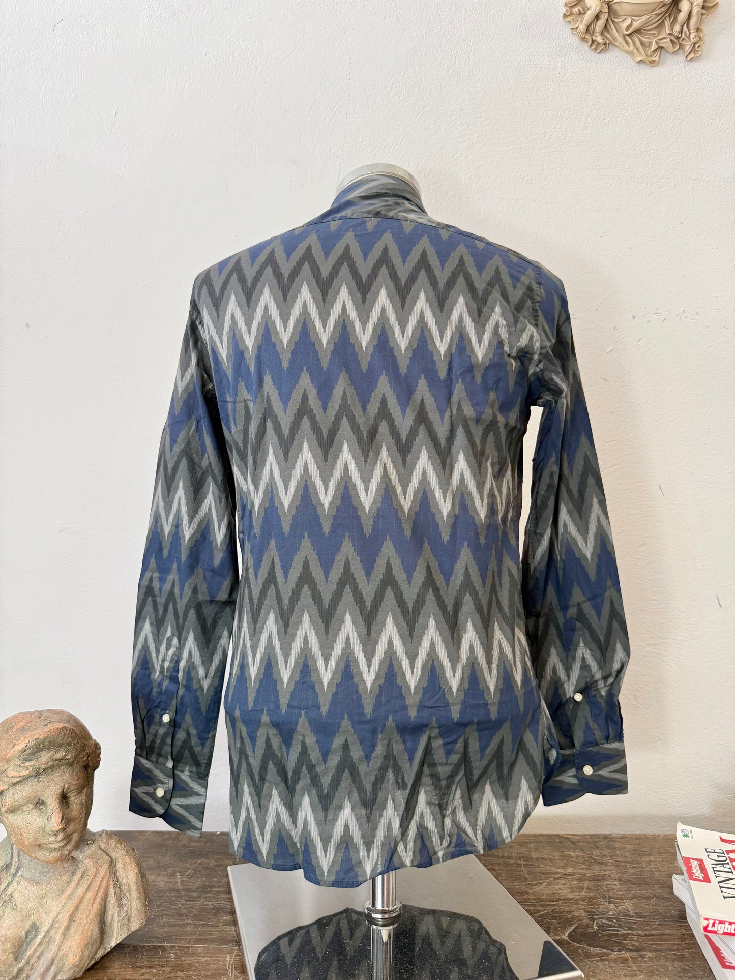 Guy Rover Shirt