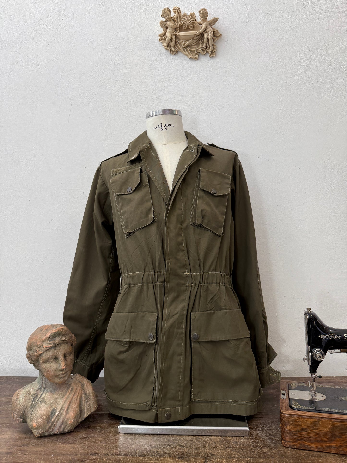 Vintage 80’s Italian Army Jacket “L”