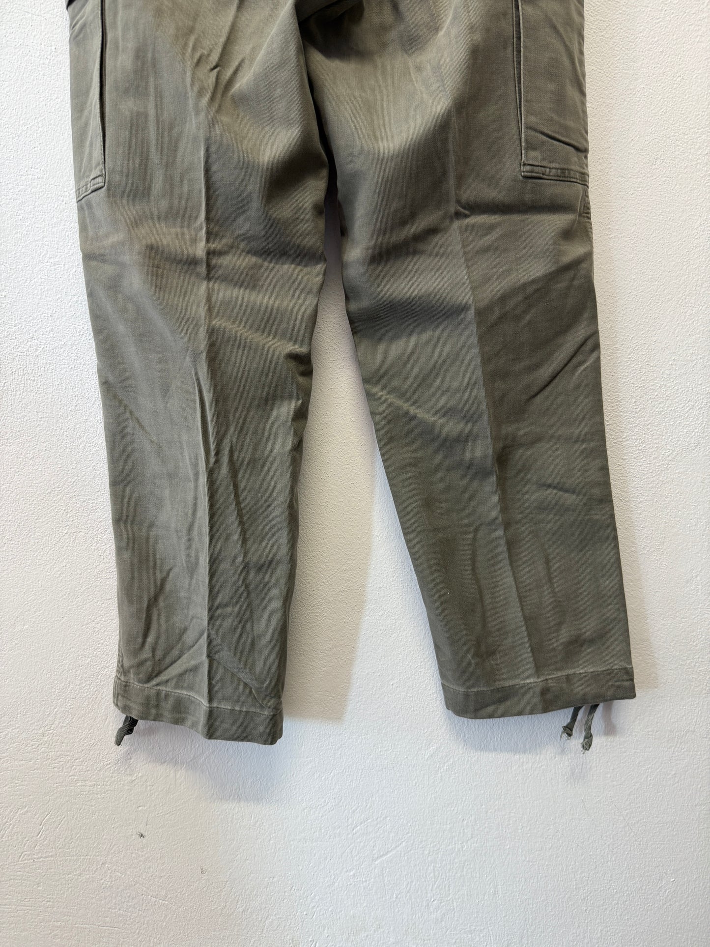 Vintage 80’s German Army Moleskin Cargo Pants “W31”