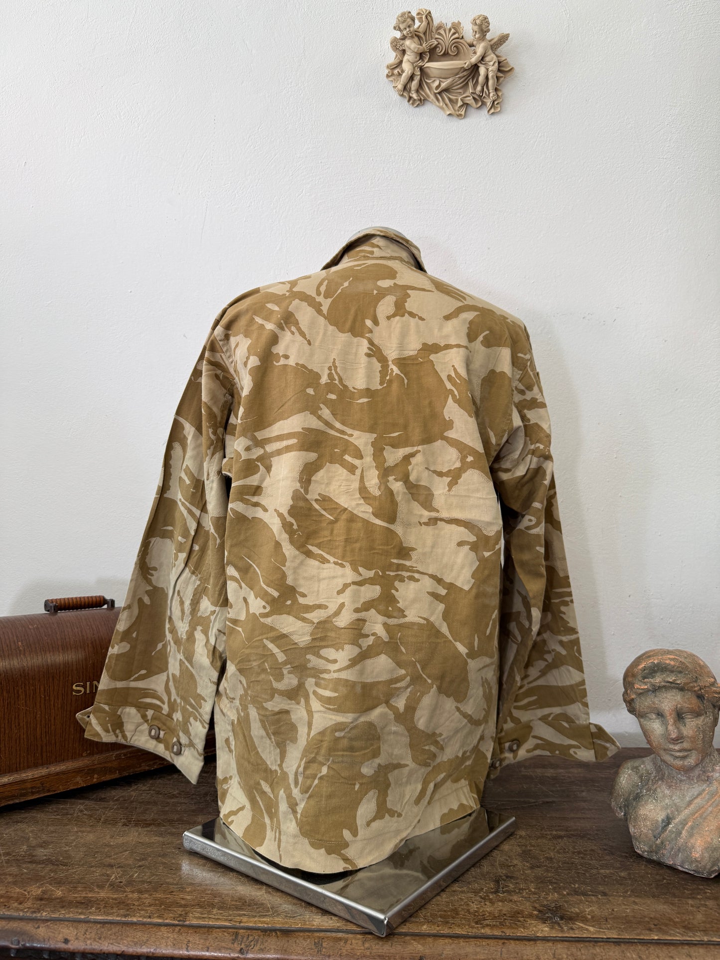 Vintage British Army Dpm Jacket “L”