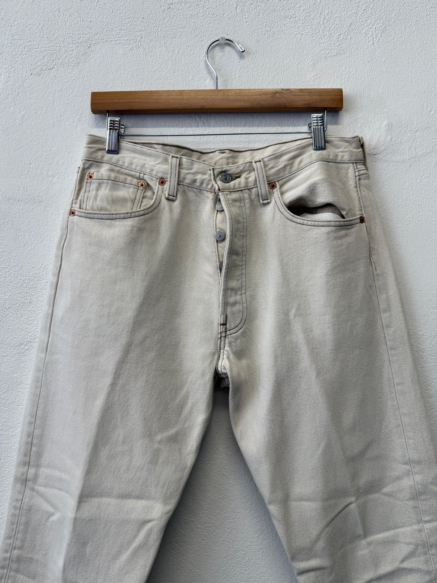Vintage Levi’s 501 Made in Usa “W32 W30”