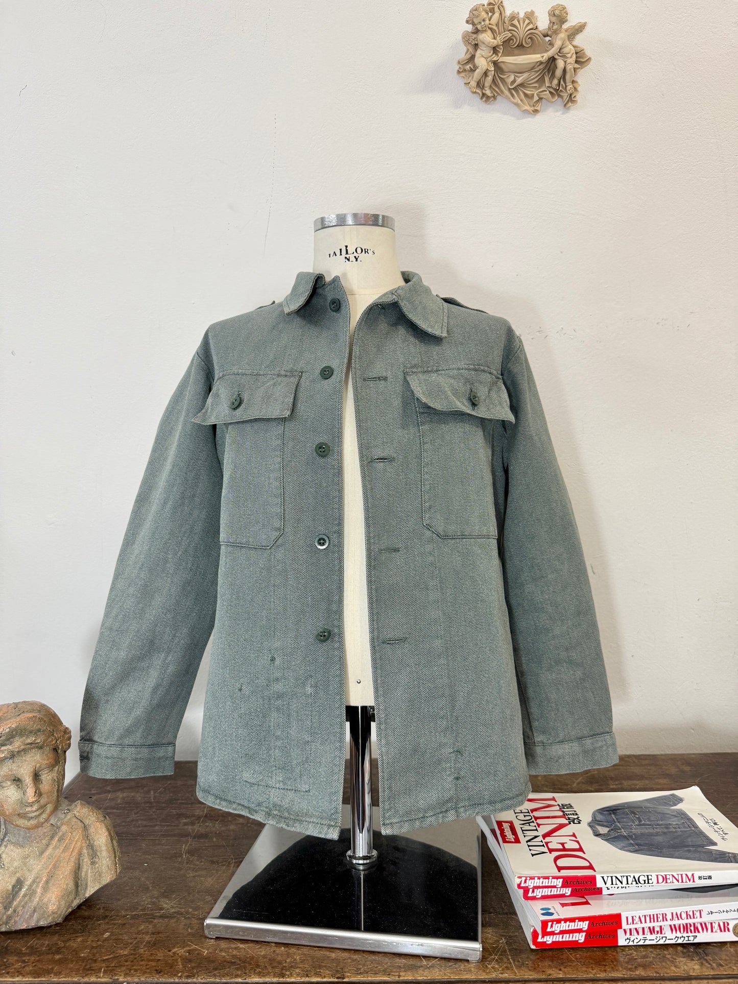 Vintage Swiss Army Jacket “M/L”