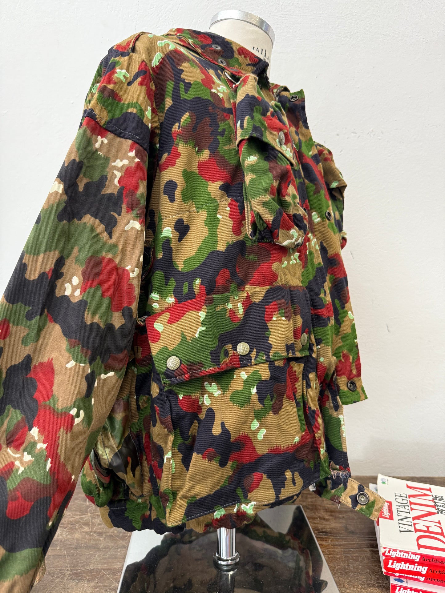 Vintage Swiss Army Camo Jacket M70 “L”
