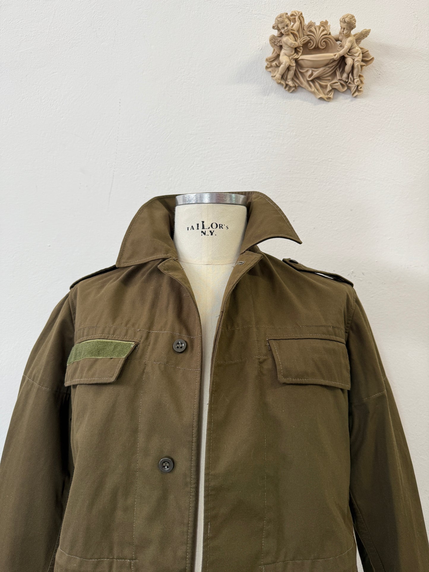 Vintage 90’s Czech Army Jacket “S/M”