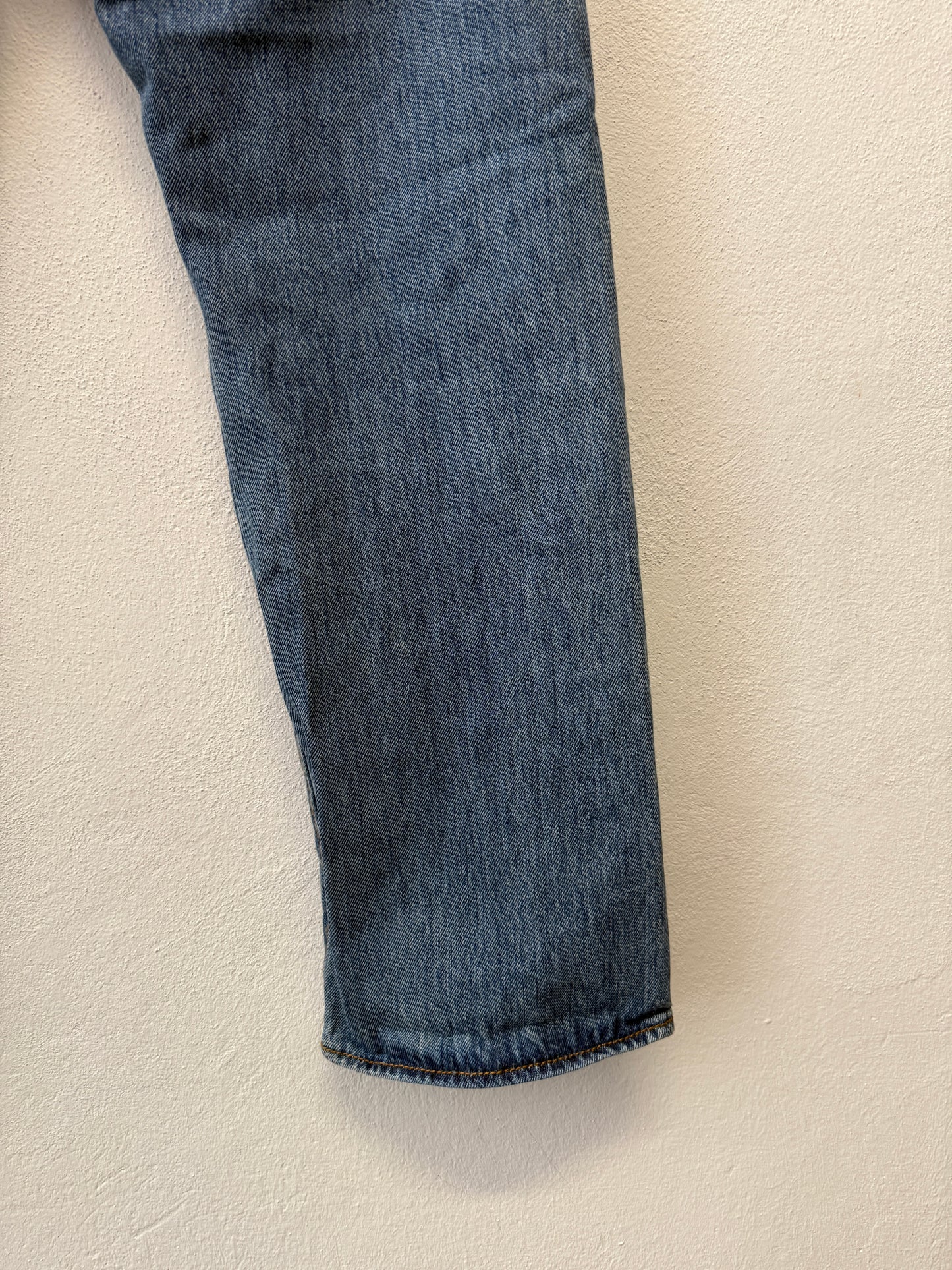 Vintage Levi’s 501 “W34 L30”