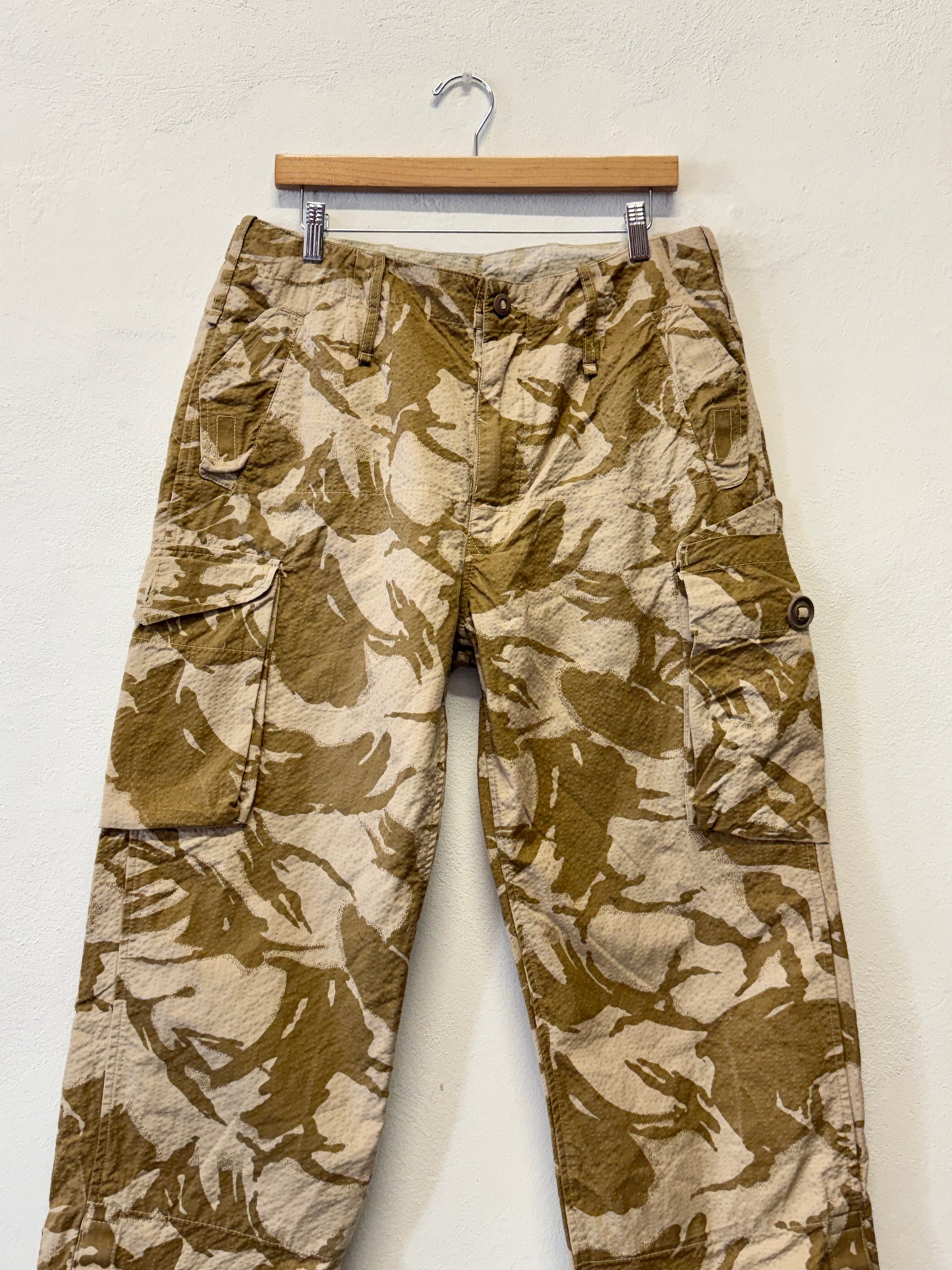 Vintage 90’s British Army Military Windproof Trousers Desert Camo “W34”